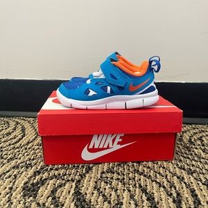 Nike Free Run 2 Toddler Sneakers Size 8C